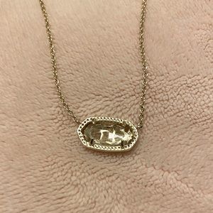 Kendra Scott pendent necklace